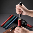 Abridor de vinho com bomba de ar e cortador, design compacto e elegante da Casa Splendida.