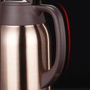 Garrafa térmica dourada Casa Splendida com alça escura, inox 316L e tamanhos 1L a 2,5L