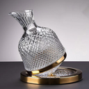 Decanter rotativo de cristal 1500ml com base giratória e acabamento espelhado para vinhos sofisticados.