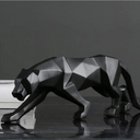 Escultura de pantera com design geométrico em resina. Elegância moderna para mesa, estante ou escritório.