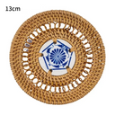 Suporte de Copo Rattan com Centro de Porcelana Azul