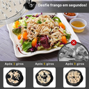 Utensílio manual desfiando frango cozido com facilidade, perfeito para receitas rápidas