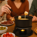 Kit fondue completo com 11 peças, ideal para 6 pessoas, com panela e rechaud.