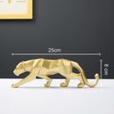 Escultura de pantera com design geométrico em resina. Elegância moderna para mesa, estante ou escritório.