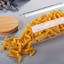 Kit com 2 potes de vidro 1L com tampa de bambu hermética — organização elegante e natural para sua cozinha.