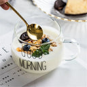 Conjunto com 2 canecas de vidro escritas "Good Morning" em preto e branco - Casa Splêndida