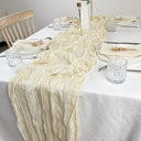 Caminho de mesa de gaze em cores suaves e delicadas, estilo rústico-elegante, ideal para casamentos, festas e mesa posta