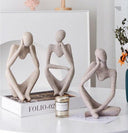 Estátua abstrata O Pensador em resina premium para decoração elegante e moderna de interiores