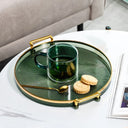 Bandeja acrílica redonda com alça dourada, em verde para decoração e organização Casa Splendida.