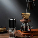 Moedor elétrico de café portátil preto com recarga USB e ajuste de moagem