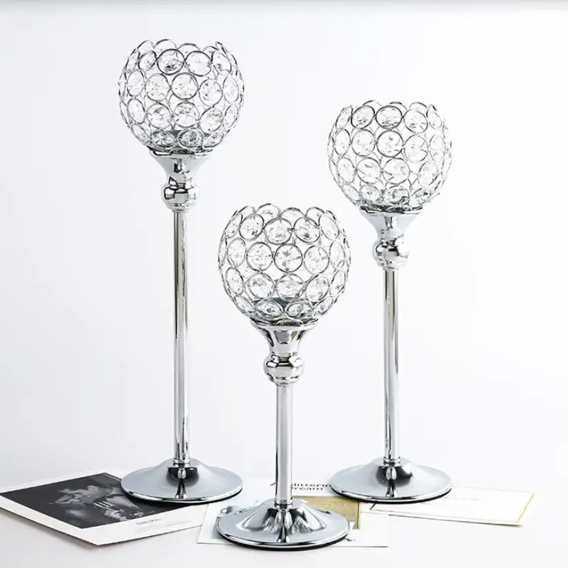 Kit 3 castiçais prata com esferas de cristal e hastes de metal