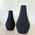 Kit de vasos decorativos com textura em linhas verticais e acabamento fosco, ideal para ambientes modernos e sofisticados