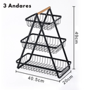 Fruteira de mesa com estrutura aramada preta e alça de madeira — charme e organização com presença decorativa.
