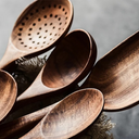 Kit de utensílios de cozinha em madeira teca com 7 peças – ideal para panelas antiaderentes e preparo do dia a dia