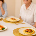 Jogo Americano Dourado Redondo com Descanso de Copo – Kit 6 Peças PVC 38cm – Casa Splendida