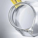 Jarra de vidro borossilicato 1,8 L com formato diamantado, tampa de bambu e filtro em inox para bebidas quentes e frias