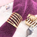 Porta-guardanapos metálicos dourados com acabamento eletroplated e design elegante para mesa posta de eventos e uso diário