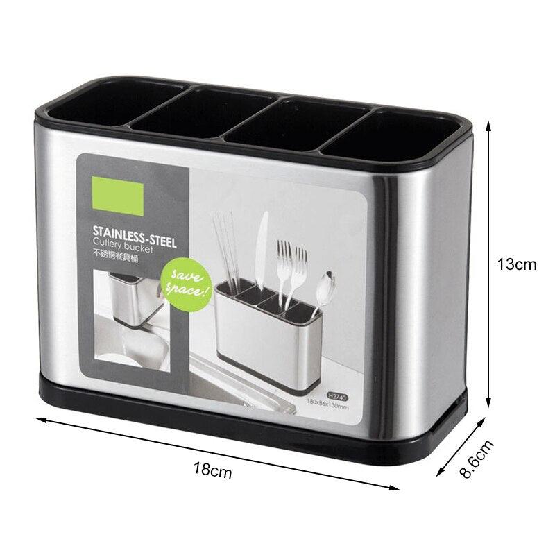 Porta talher inox de pia com design moderno e acabamento elegante sobre bancada de cozinha.