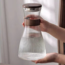 Jarra: Jarra de vidro minimalista resistente ao calor para água, chás e sucos


