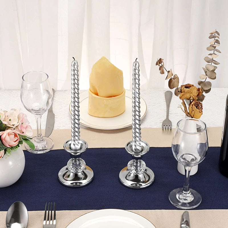 Kit 2 castiçais prateados com detalhe em cristal lapidado para velas finas