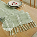 Caminho de mesa verde boho com franjas de algodão e linho, estilo rústico farmhouse, decoração para mesa de jantar
