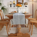 Caminho de mesa verde boho com franjas de algodão e linho, estilo rústico farmhouse, decoração para mesa de jantar