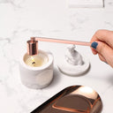 Kit de acessórios para velas em metal rose gold com tesoura, apagador, pegador, isqueiro elétrico e bandeja – Casa Splendida