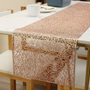 Caminho de mesa vazado bronze sofisticado para eventos e recepções – Casa Splendida
