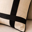 Capa de Almofada Decorativa Monaco Preto e Off White 50x50 cm | Casa Splendida