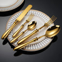 Detalhe do Faqueiro Inox Royal Classic 30 Peças Dourado Casa Splendida com acabamento dourado espelhado e design clássico atemporal